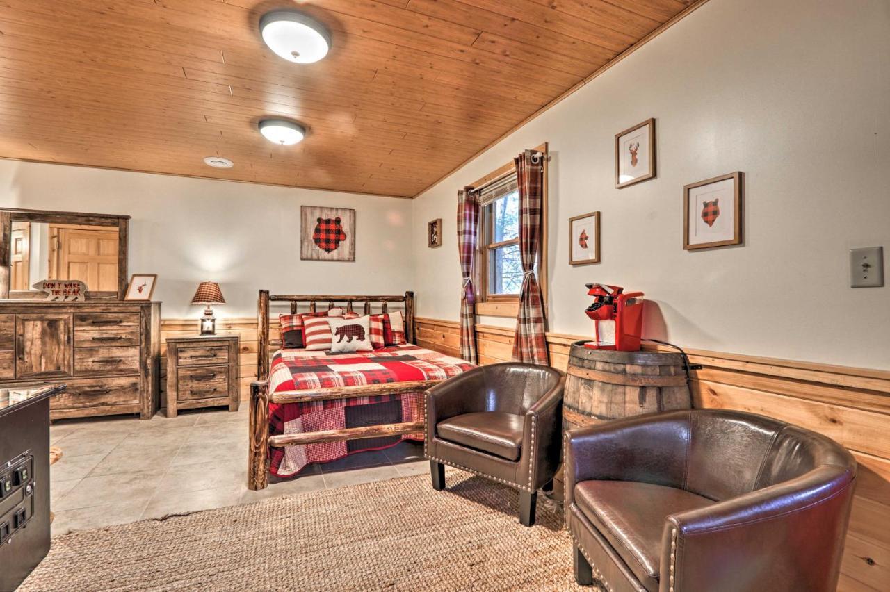Cozy Cabin With Hot Tub In The Heart Of Pigeon Forge Exterior foto